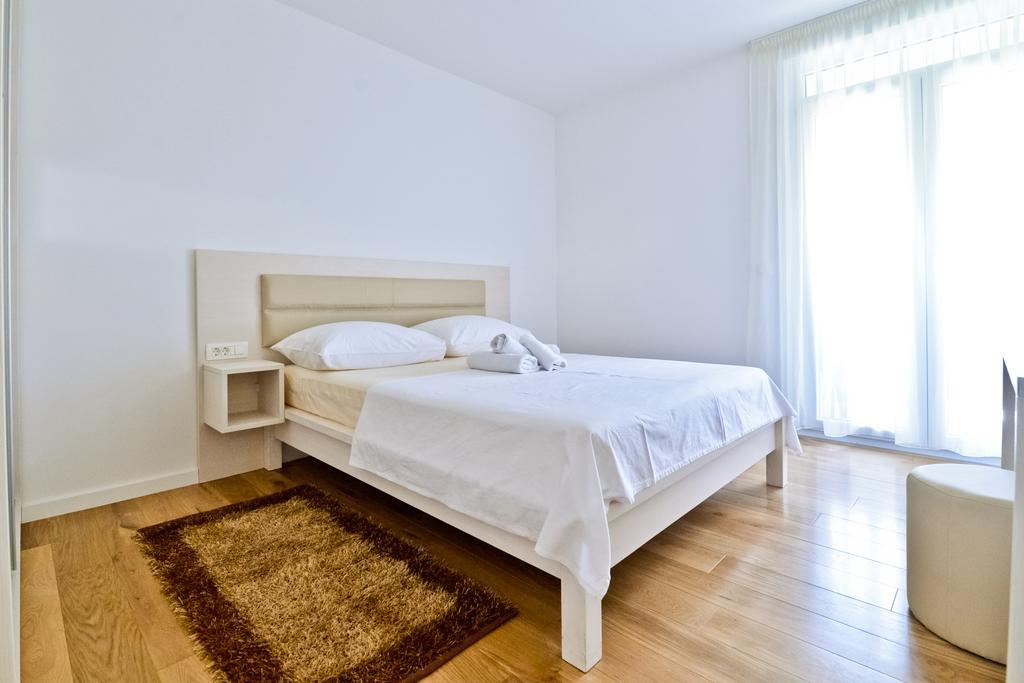 Apartment Domalu Old Town Zara Esterno foto